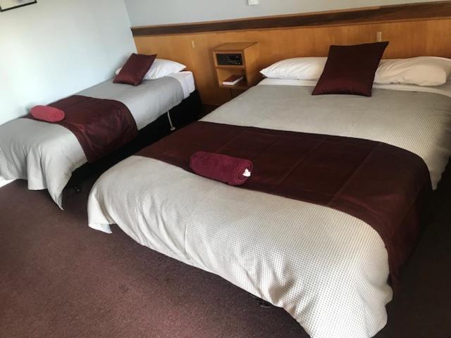 County Lodge Motor Inn Уест Уайлонг Екстериор снимка