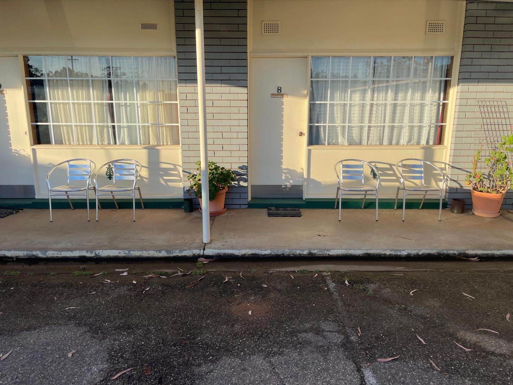 County Lodge Motor Inn Уест Уайлонг Екстериор снимка