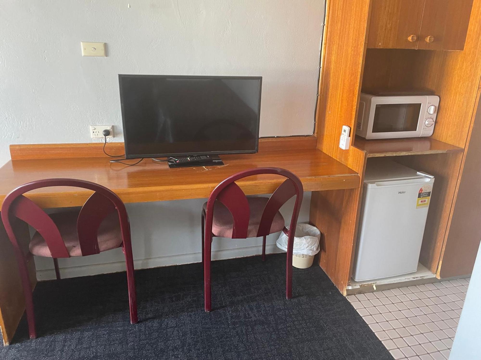 County Lodge Motor Inn Уест Уайлонг Екстериор снимка